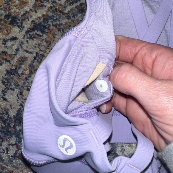 Lululemon Energy Bra - Picture 6 of 6